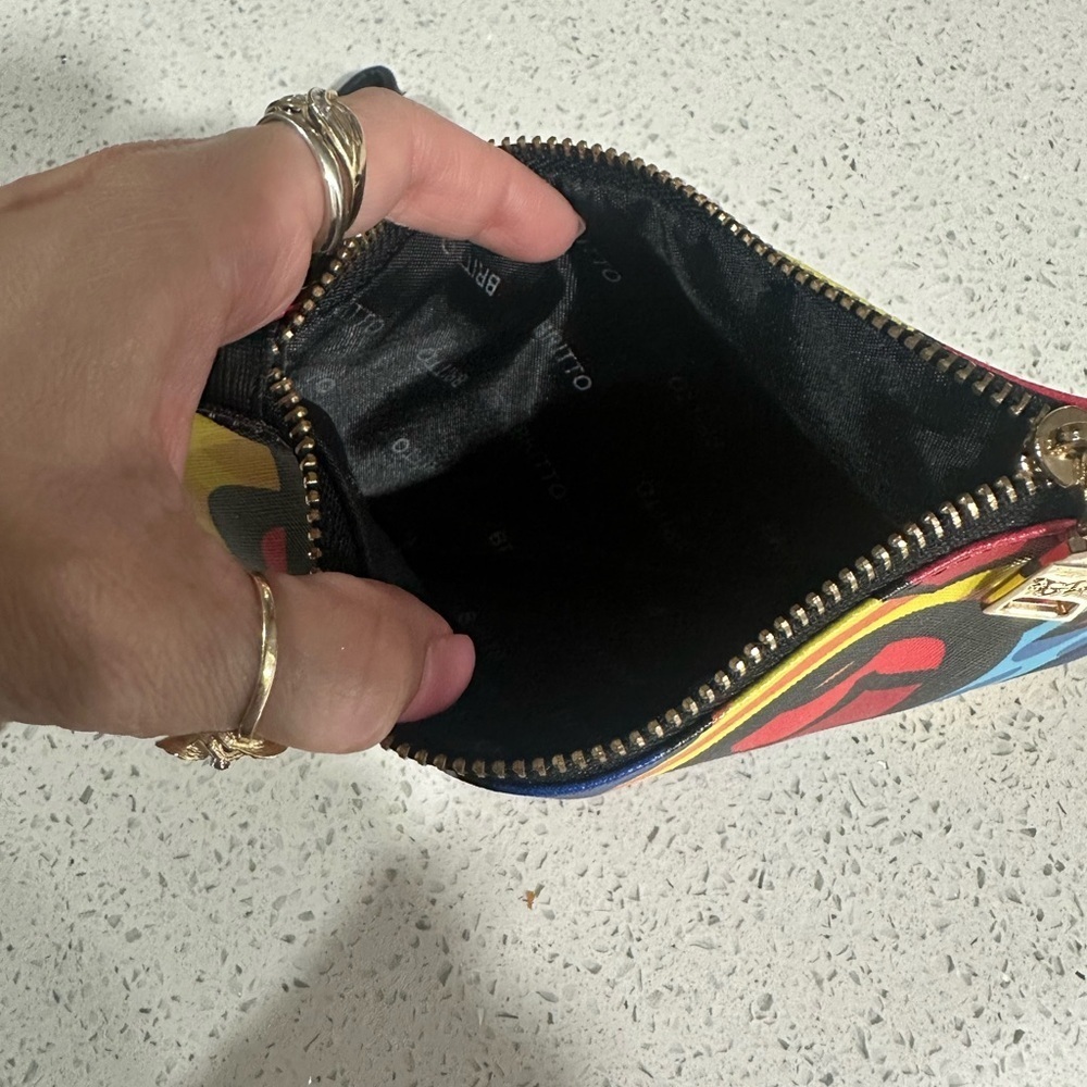 Romero Britto Giftcraft Flying Heart Wallet Wristlet Multi-Colour EUC - Picture 4 of 6